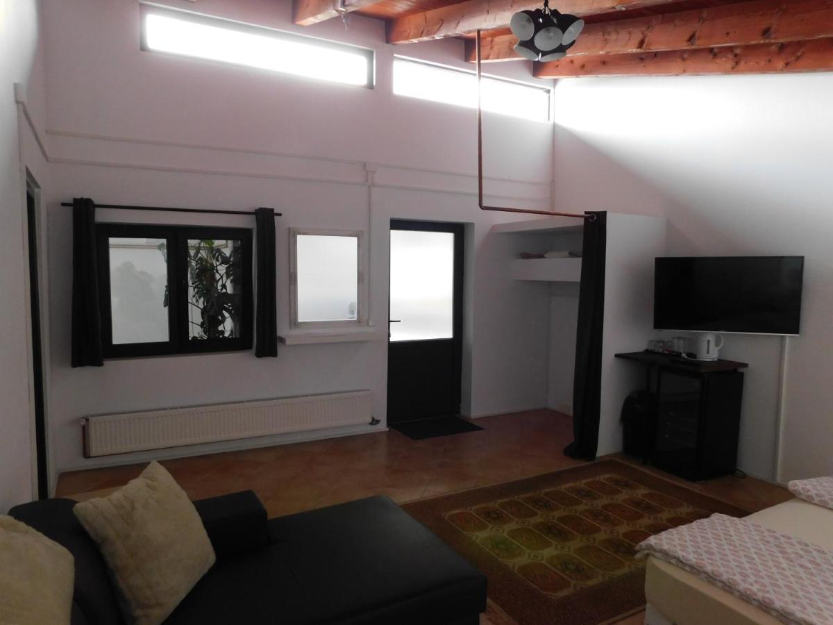 Mountain Vista Suites Zărneşti Exterior foto